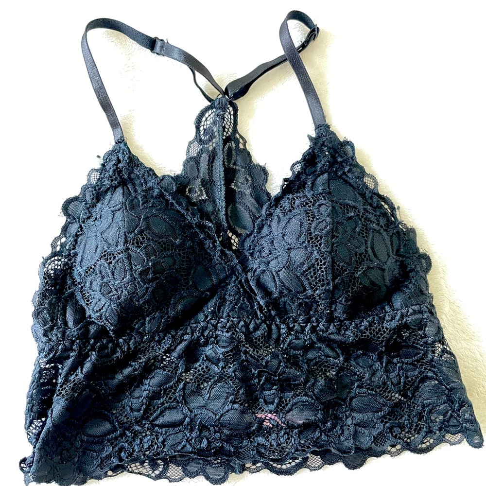 Francessca’s Collections Black Lace Bralette, S